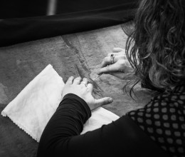 Shirin Van Eenhoge, textielrestaurator © Kevin Baert
